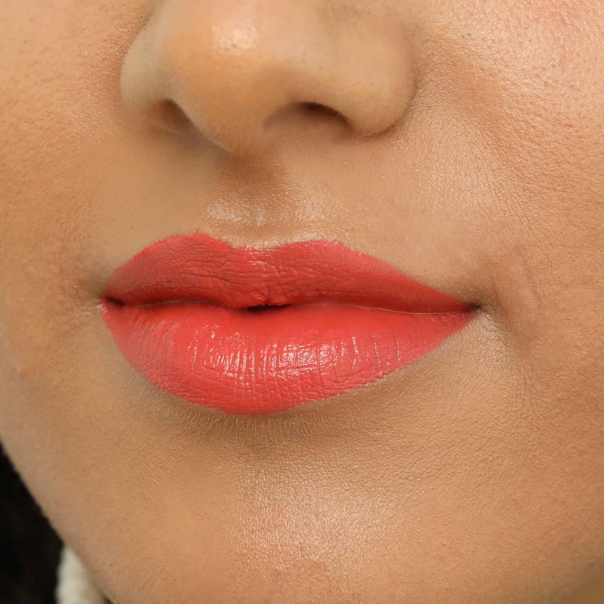 Rouge à lèvres orange corail Lipstick coral 785 HEAR ME ROAR ALL TIGERS